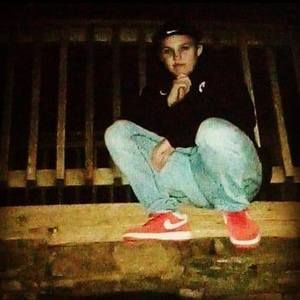 Meet your Posher, Cameron